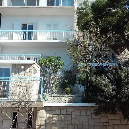 Gostinjska kuća Jakirusa