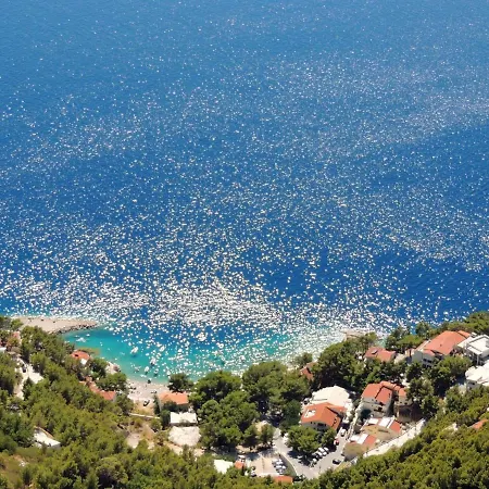 Jakirusa Πανσιόν