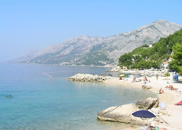 Pensionat Jakirusa 2*